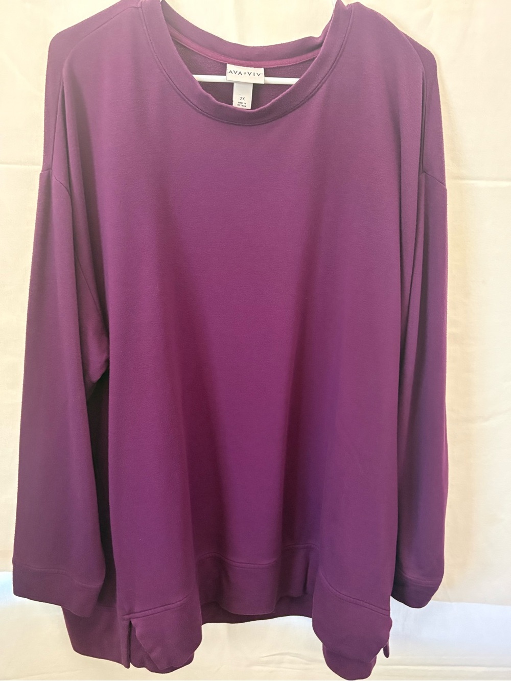 Ava & Viv Women's Crewneck Sweatshirt in Purple